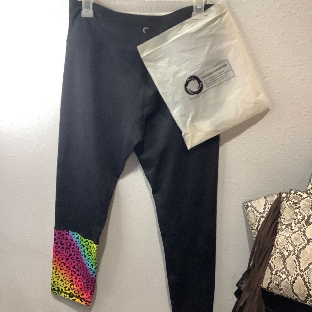 Zyia active wear pants NWT